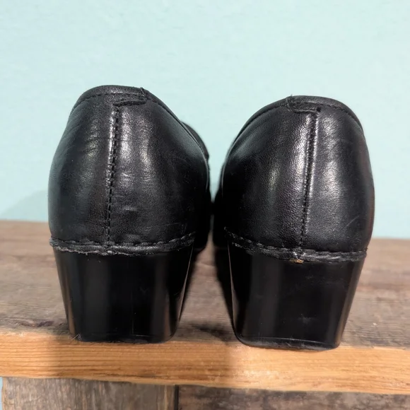 Dansko Black Leather Clogs with Buckle - Picture 2 of 9